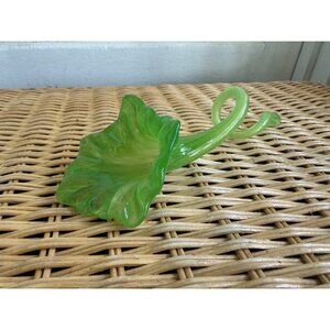 Vintage MCM Green Art Glass Lily Flower Spiral Stem